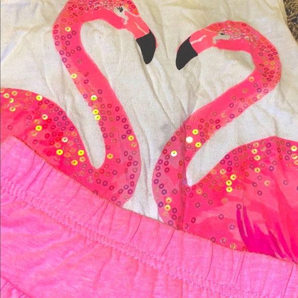 Flamingo Outfit 💕 - Picture 2 of 4